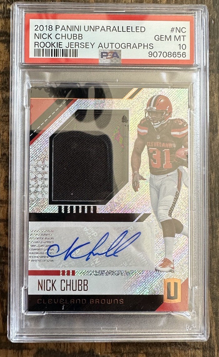 Nick Chubb Panini Unparalleled Rookie Jersey Autographs #NC Base