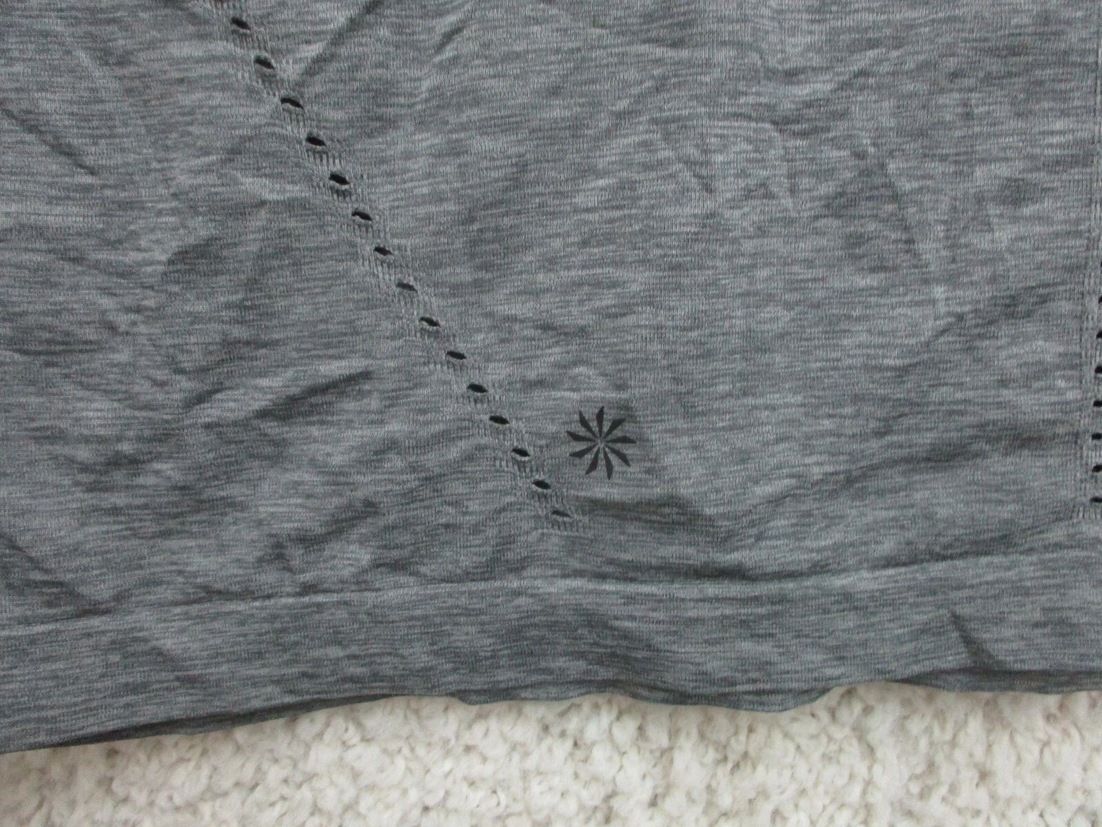 athleta long sleeve stretch logo athletic modern shirt