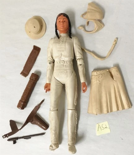 1960s MARX JOHNNY WEST PRINCESS INDIAN WITH ACCESSORIES LOT #52