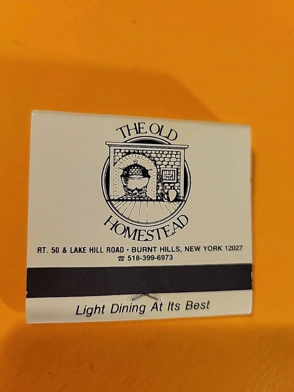 Matchbook "THE OLD HOMESTEAD AND THE OLD BRYAN INN" FULL UNSTRUCK