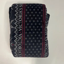 New Victoria's Secret Cozy Sherpa Throw Blanket Black Red Snowflakes Holiday