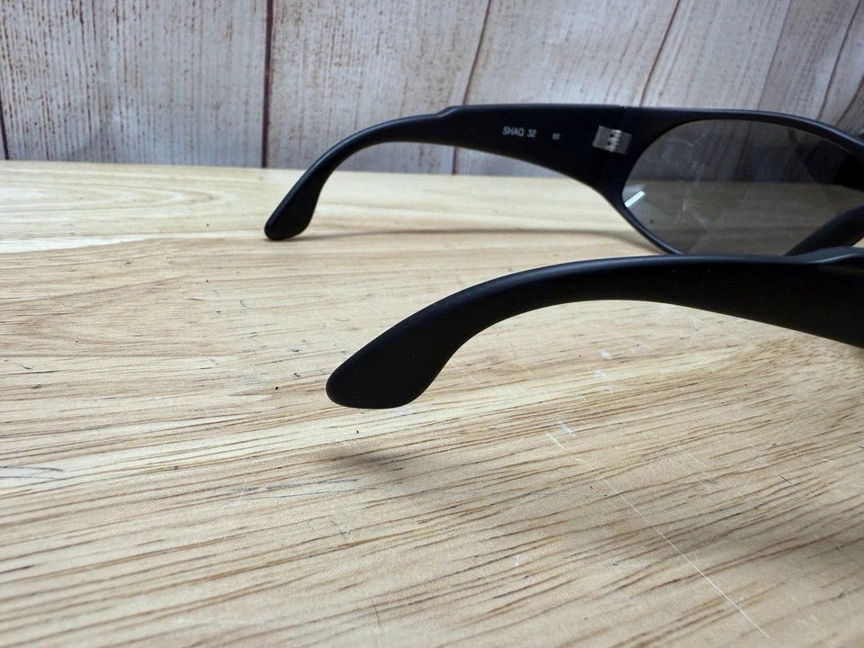 Gafas de sol deportivas Reebok Cruiser Wrap negras para hombre usadas Foto 4 de 4