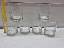 Vintage Libbey textured embossed raised iris lowball tumbler.