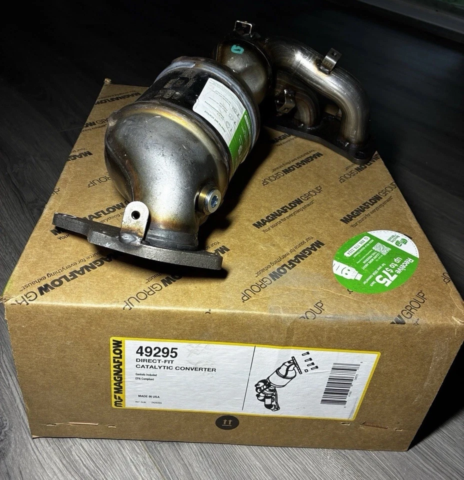 Convertidor catalítico MagnaFlow 49295 Nissan Altima 07-18 y Nissan Rogue 08-19 Foto 2 de 4