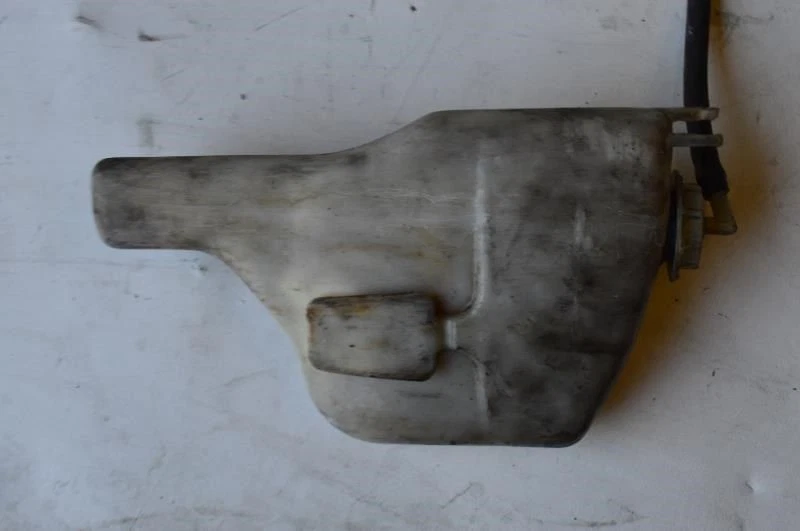 Botella depósito desbordamiento refrigerante Honda Accord 1994 1995 1996 1997 Foto 2 de 2