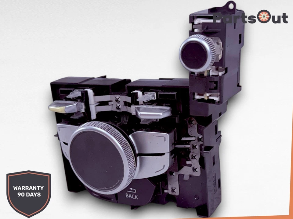 AUDI A3 2015-2016 - Panel de control de interfaz multimedia OEM Foto 3 de 4