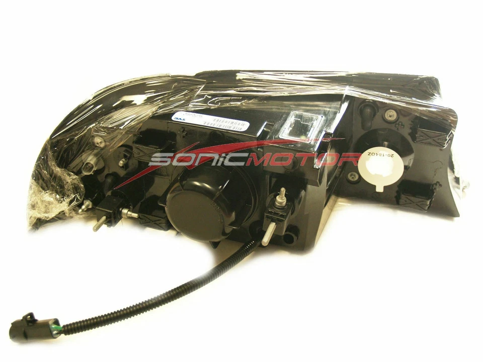 For Lincoln Navigator Left Hand Headlight 97 98 99 00 01 02 - Image 2 of 2