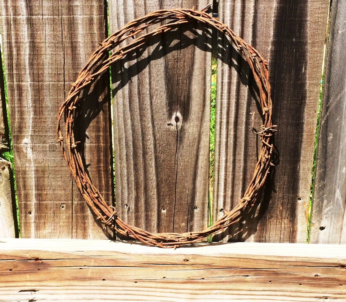 Barbed wire crown deals