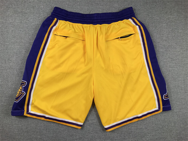 バスケットボール Los Angeles Lakers  basketball shorts Amazon.com: Los Angeles Lakers NBA Kids Youth 8-20 White