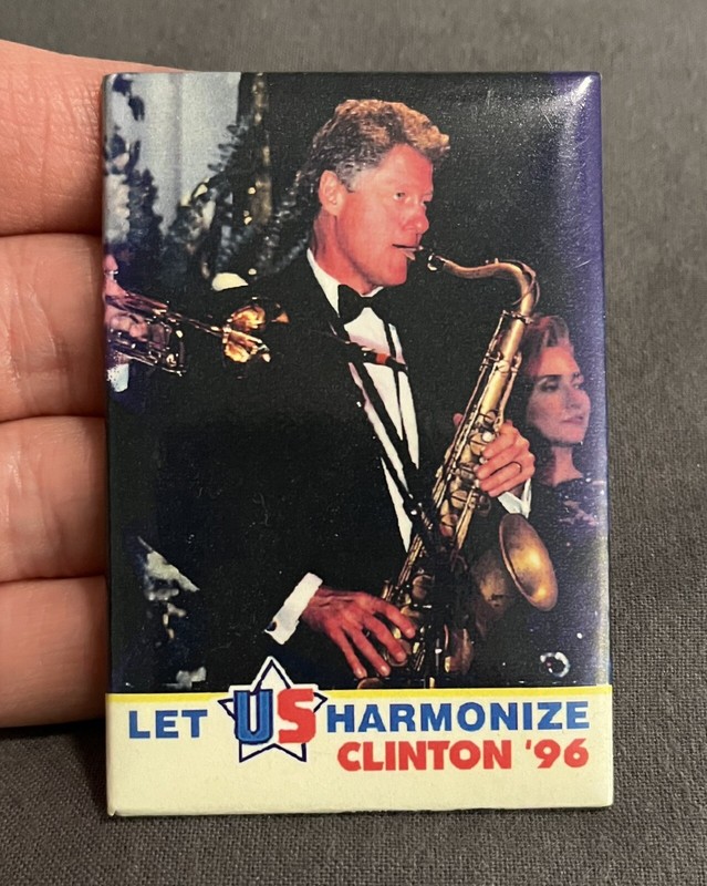 1996 President Bill Clinton Al Gore Saxophone Harmonize Campaign Pinback Button