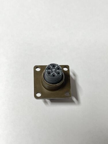 ITT Cannon KPSE 6 Position Circular Receptacle Crimp Socket KPSE02E10-6SW - Picture 2 of 10