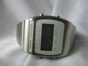 marc jacobs digital watch