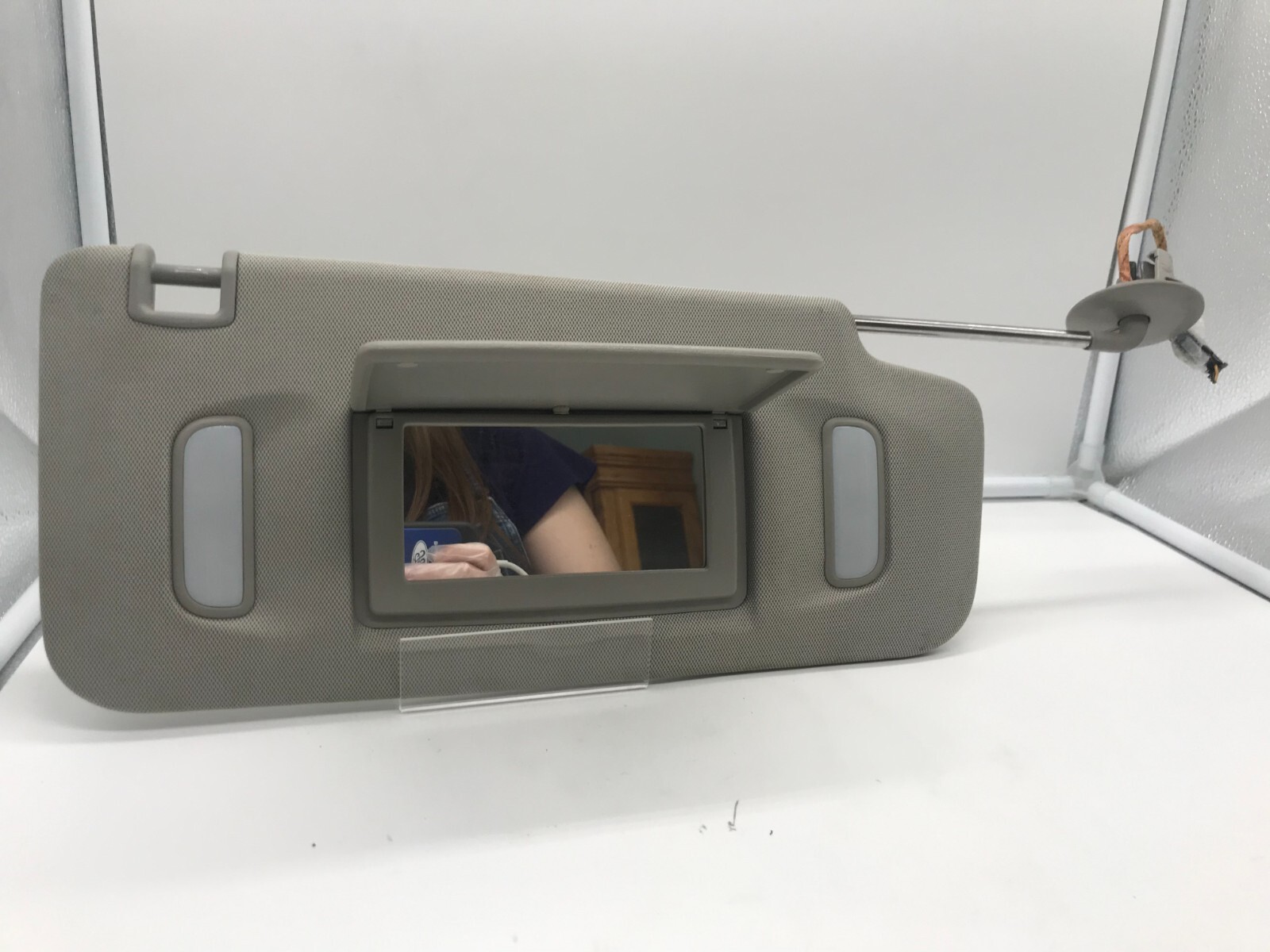 2013-2019 Buick Encore Chevy Trax Passenger Sun Visor Gray OEM SV00018