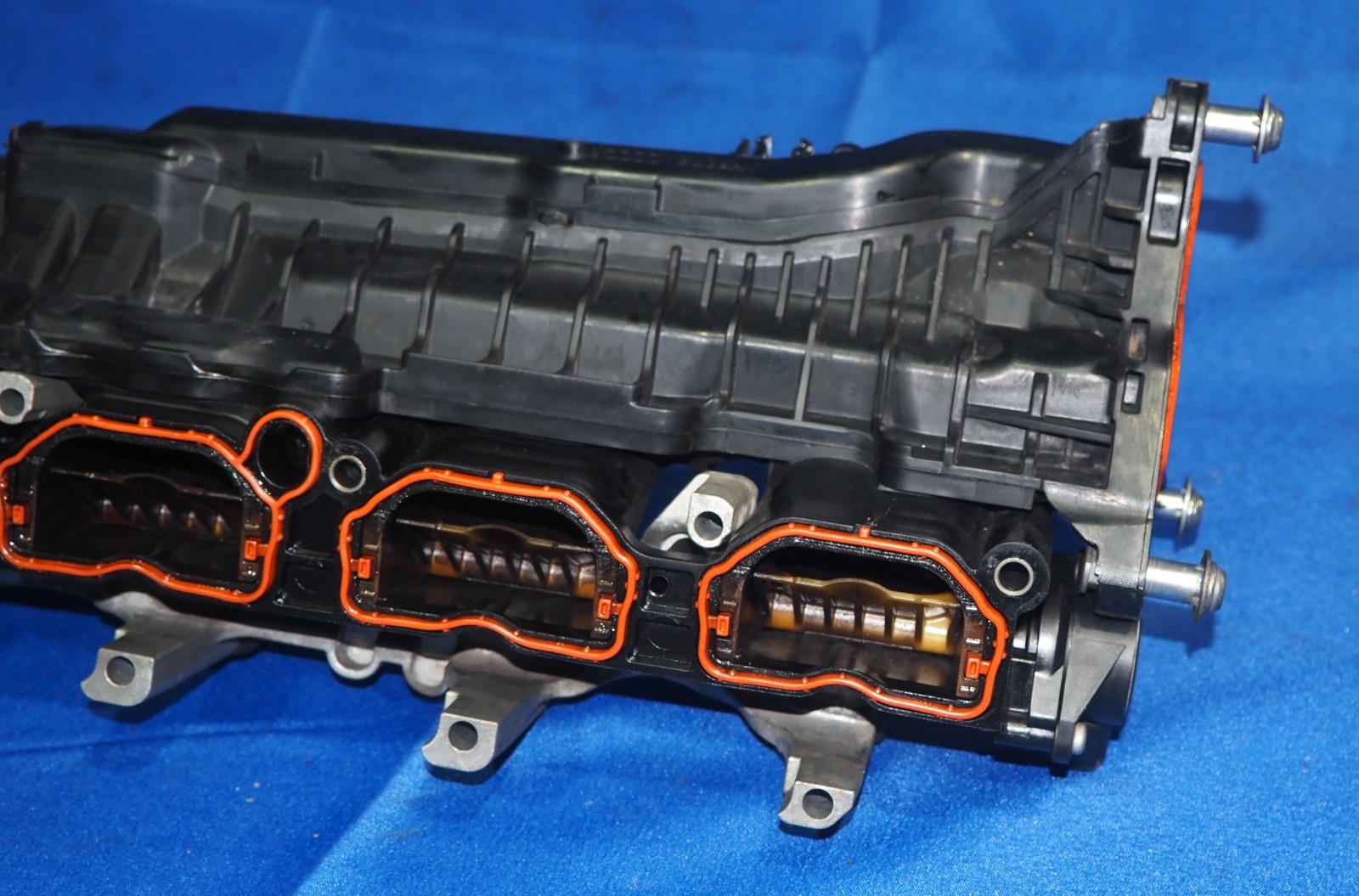 2013-2018 Audi RS7 S6 S8 Bentley 4.0L V8 Engine Left Lower Intake Manifold NICE!