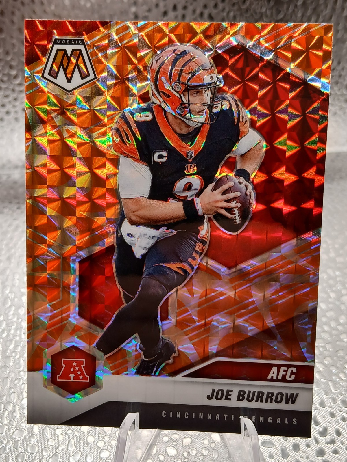 2021 Panini Mosaic - Joe Burrow #47 Mosaic Reactive Orange Prizm