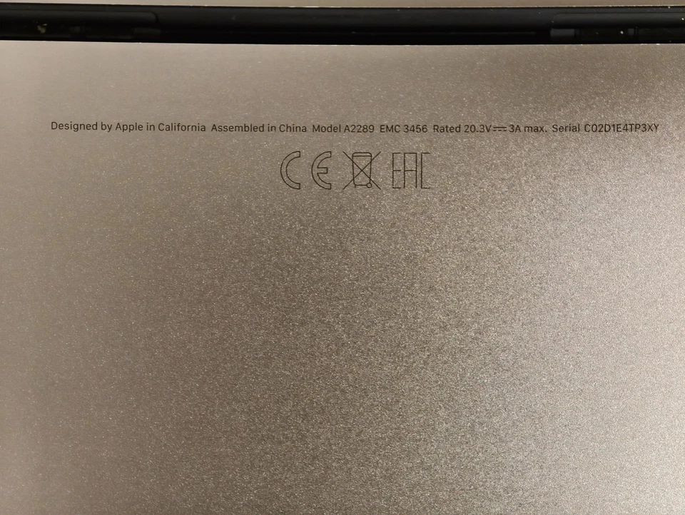 Apple MacBook Pro 13,3 Zoll (256GB SSD, Intel Core i5 8. Gen, 3,90 GHz, 8GB)..., foto 4 di 5
