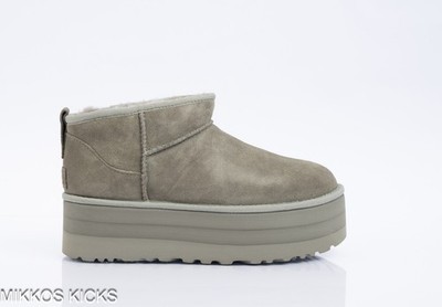 UGG Classic Ultra Mini Platform Boot   Moss Green (MSG) | US Women s Size 9
