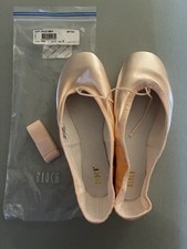 Bloch Pointe Shoes New Soft Sole  Demi Size 5 C