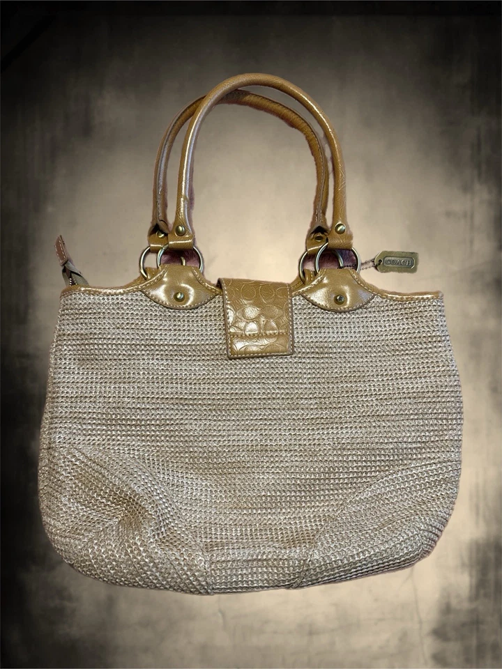 Coach No. De Colección 40725 Bolso de Mano/Bolso de Hombro de Verano Tejido de Paja Acentos de Cuero Tostado Foto 3 de 4