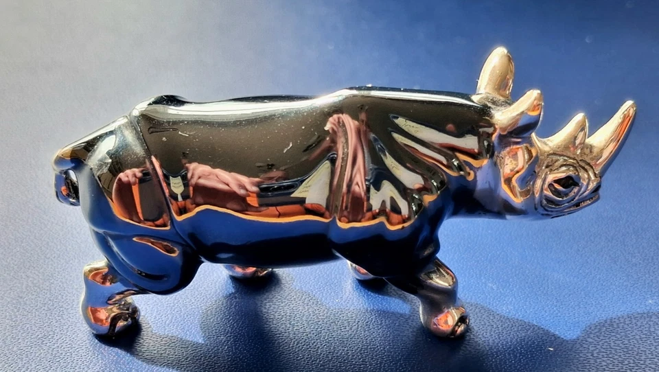 Saturno Medium Rhino Grey. 925 Stirling & Enamel  Figurine. - Image 1 of 4