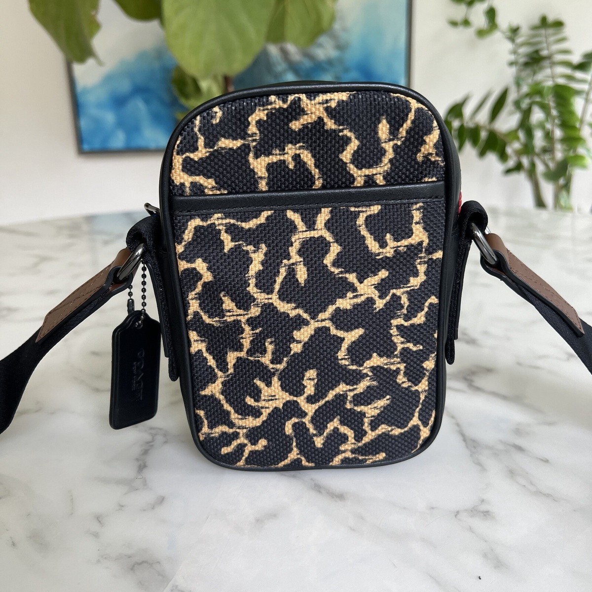 ☆COACH☆TERRAIN CROSS BODY BAG WITH WAVY ANIMAL PRINT COACH Terrain Crossbody With Wavy Animal Print 89901 Canvas