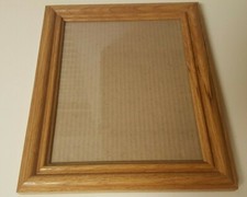 OAK PICTURE FRAME WITH/GLASS HEAVY WALL MOUNT/TABLE TOP