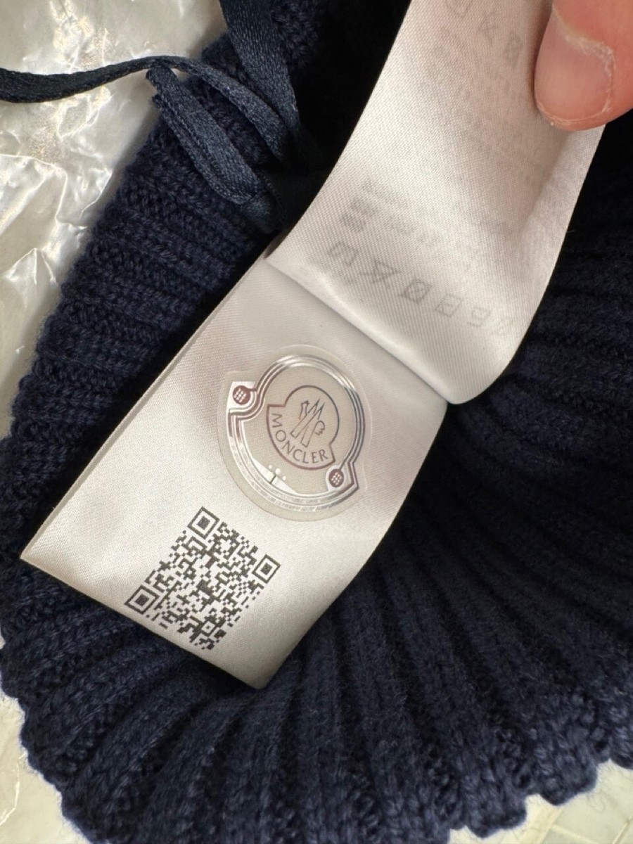 Moncler BERRETTO TRICOT Wool Beanie Ribbed NAVY BLUE SMALL Men's