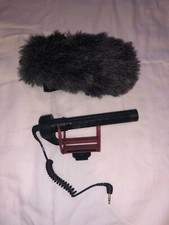 GREAT DEAL - Rode VideoMic GO Microphone for DSLR, Mirrorless, Camcorder, etc