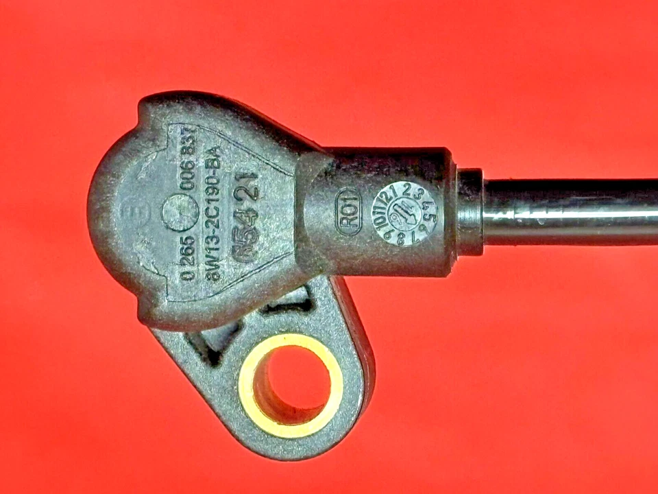 ABS Wheel Speed sensor Bosch 0265006837 8W13-2C190-BA for  LINCOLN	TOWN CAR Rear - Image 3 of 4