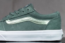 VANS WARD METALIC SUEDE shoes for women, NEW AUTHENTIC, size 6