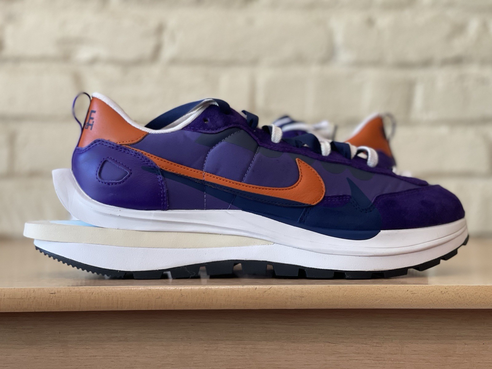 SACAI X NIKE Nike VaporWaffle x Sacai Dark Iris Campfire Orange DD1875 500 Uomo Taglia 13 Nuove