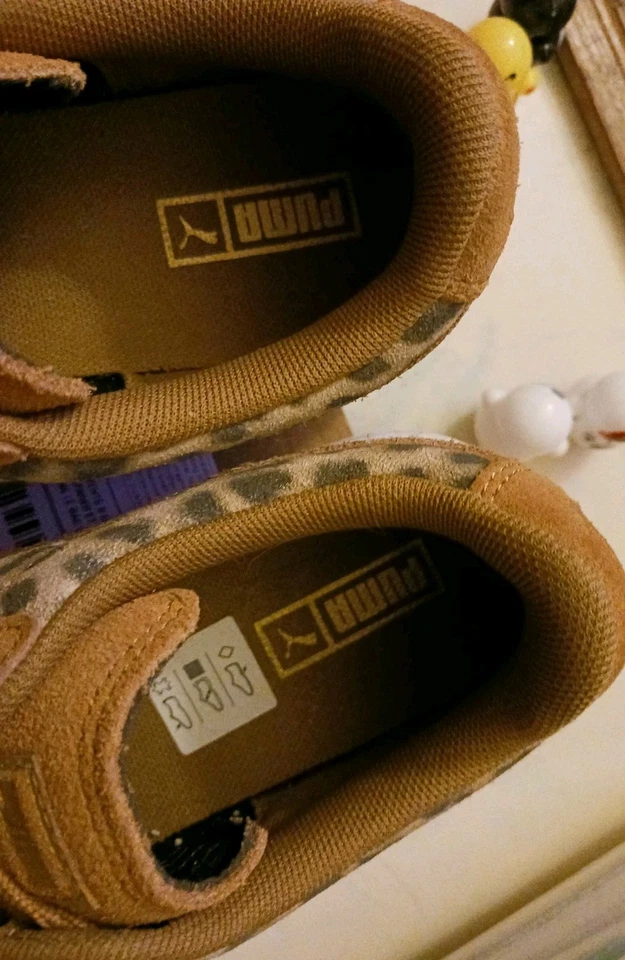 Puma Gamuza Niñas Guepardo Talla 4C Usado en Excelente Condición Foto 4 de 4