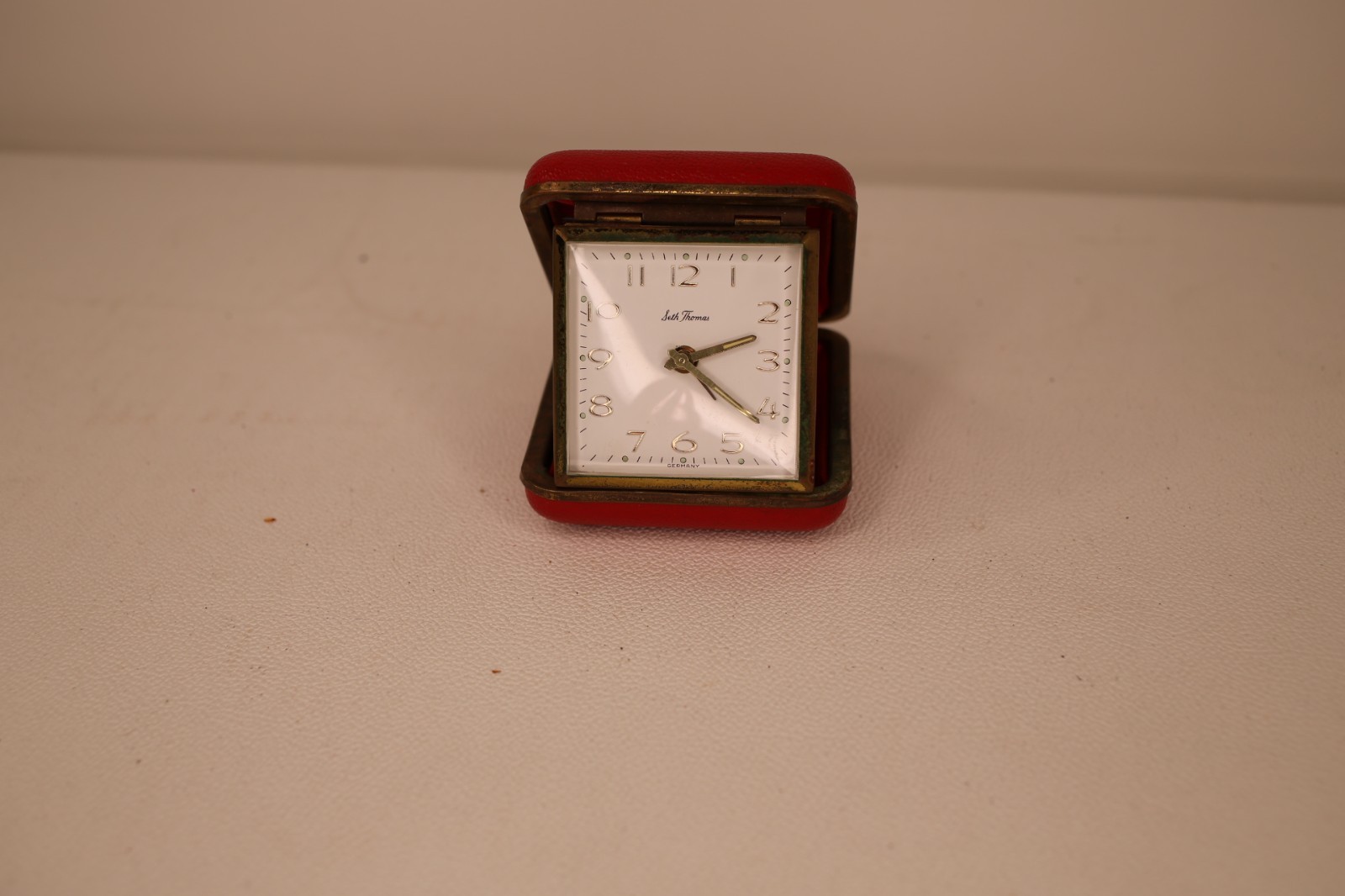 Seth Thomas Folding Travel Desk Wind Up Alarm Clock Red Case
