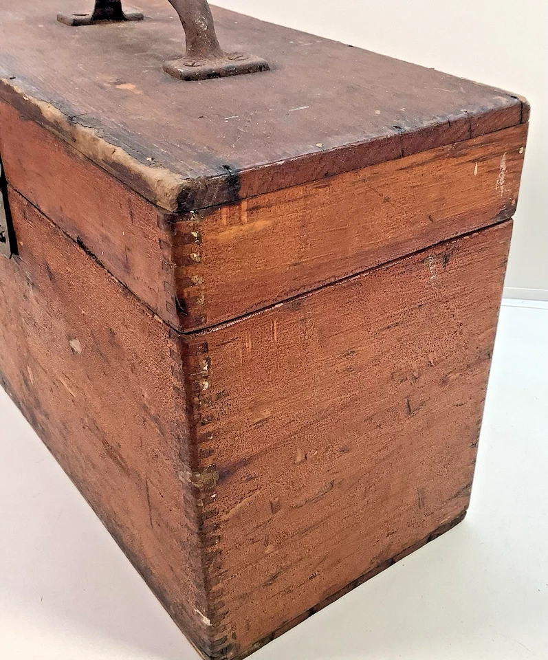 Caja de aparejos de pesca cola de milano de madera vintage original 15" x 7" x 10" Foto 2 de 4