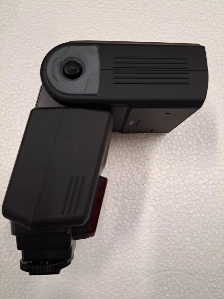 Sigma EF-610 DG Super Shoe Mount Flash for Nikon in excellent condition - Image 4 of 4