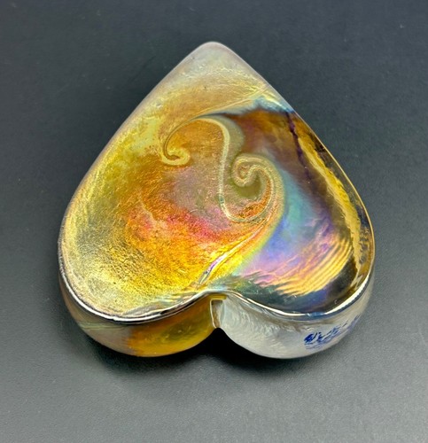 Robert Held Art Glass Heart Paperweight Hand Blown Gold Clear Iridescent Swirl - Picture 7 of 14