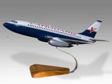 Boeing 737-200 Vanguard Airlines Desk Wood Airplane New Model Large Scale 1/72