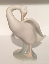 Lladro Goose Figurine Looking Back And Preening.