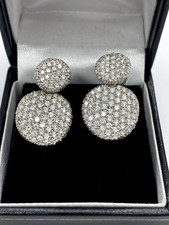 18ct White Gold Circle Cluster Pave Diamond Earrings
