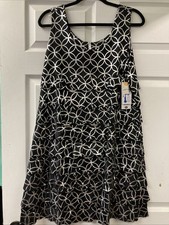 Lulu B Xl Black And Silver UPF 50 Ruffle Short Sleeve Dress