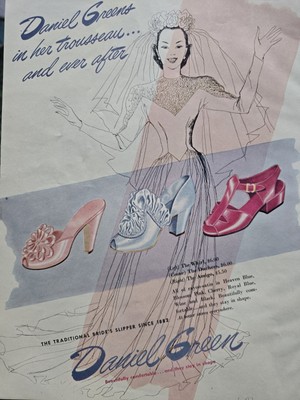 1947 Womens Daniel Green bride's slipper shoes color vintage fashion art  ad 