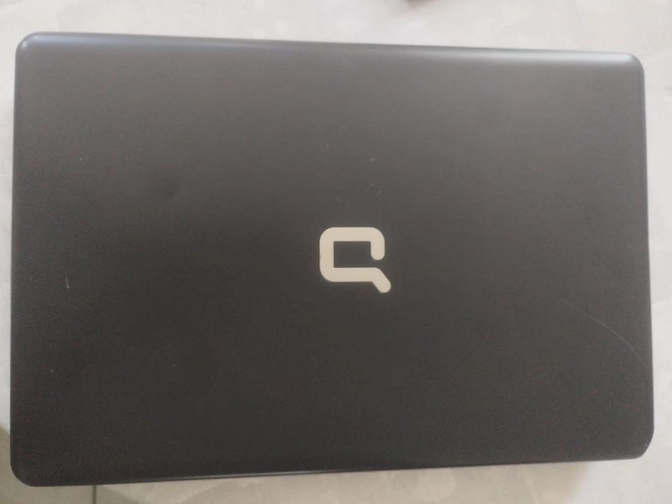 Compaq 610 – Ordinateur 15" – Intel Core 2 Duo T5870 – 3 Go RAM – 64 Go SSD. - Photo 3/4