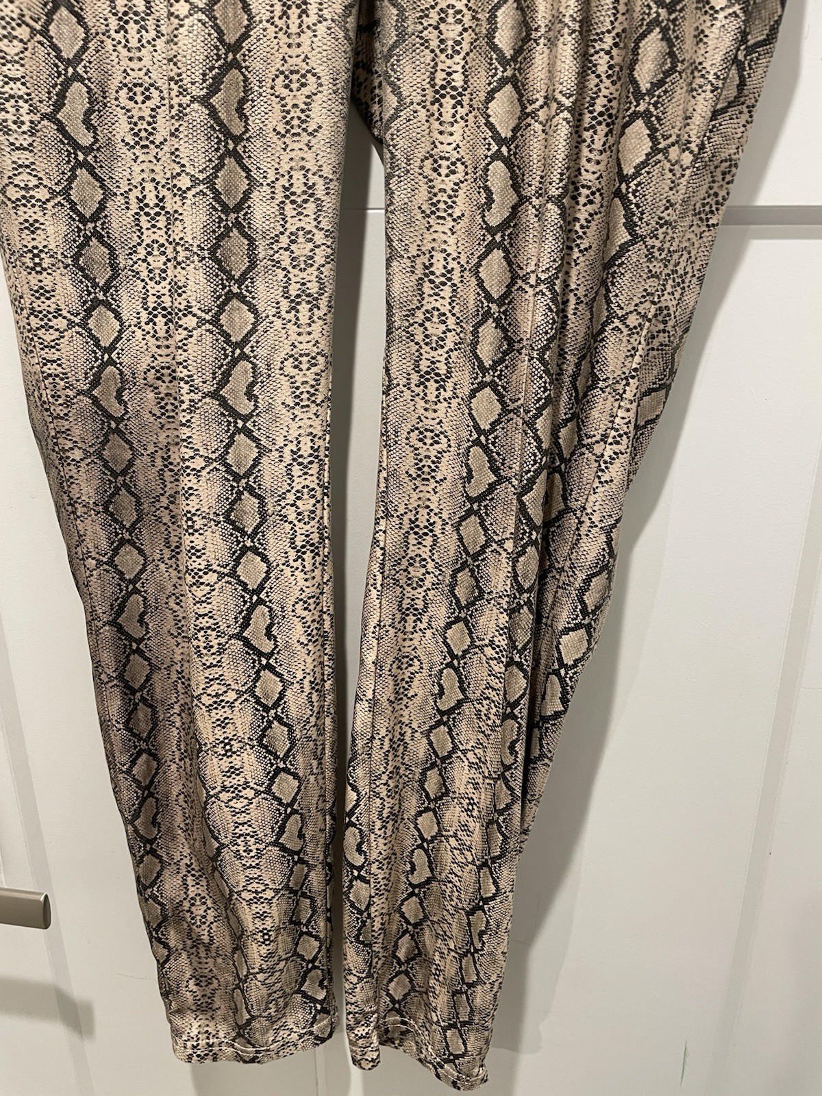 Women's XL Beige Python Print Pull On Jeggings St… - image 4