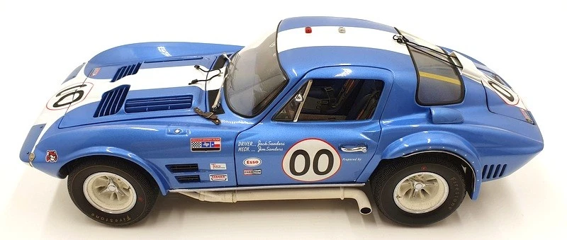 Exoto 1/18 scale 18028 - Corvette Grand Sport coupe 1964 Nassau J.Saunders #00 - Image 4 of 4