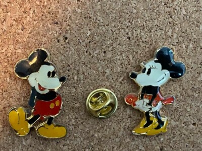 B23 PIN PIN'S CARTOON COMICS MOVIE MINNIE MICKEY MOUSE DISNEY XXX