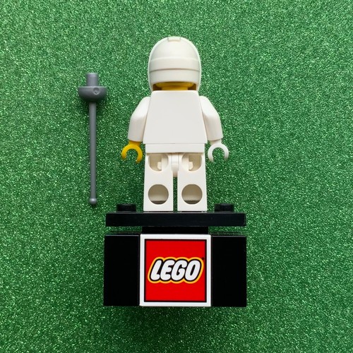 Genuine Lego Fencer Minifigure (CMF - Used - Series 13 - COL205) - Picture 2 of 2