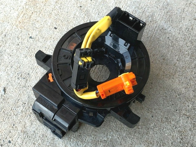 2007-2017 Toyota Tundra Steering Clockspring SRS Clock Spring Genuine