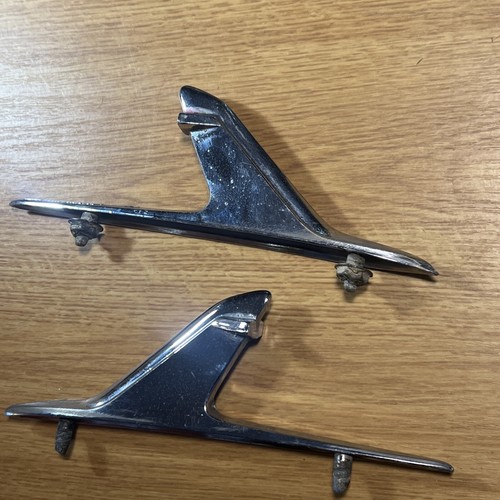 OEM Chevrolet 1961 Impala Fender Ornaments Emblems Spears PAIR 3783697 98 Used - Picture 12 of 12