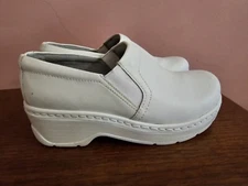 Nursing Clogs Excellent  Used