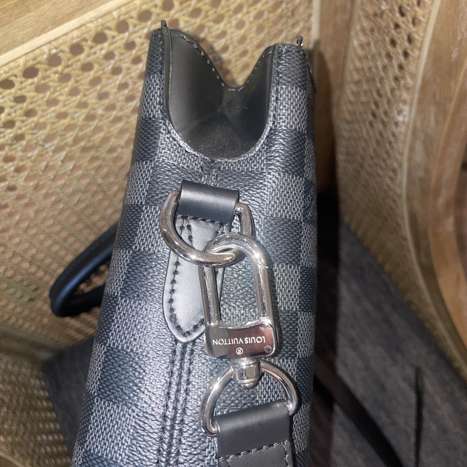 Louis Vuitton Anton Briefcase Damier Graphite Black BEAUTIFUL CONDITION